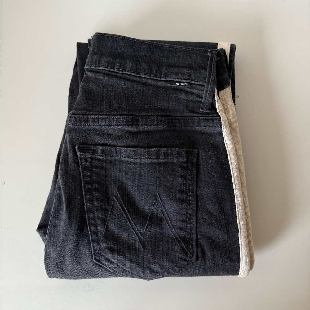 MOTHER insider crop step fray